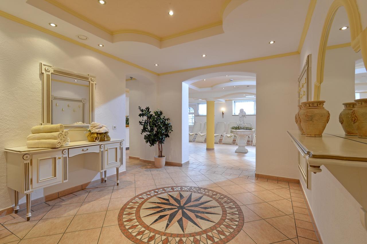 Hotel Schwarzer Adler Hippach Εξωτερικό φωτογραφία